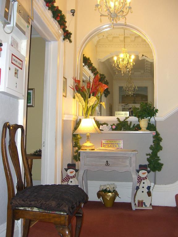 Citadel House Hotel Плимът Екстериор снимка